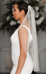 Diamanté edge short veil 