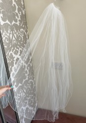 Plain edged veil 